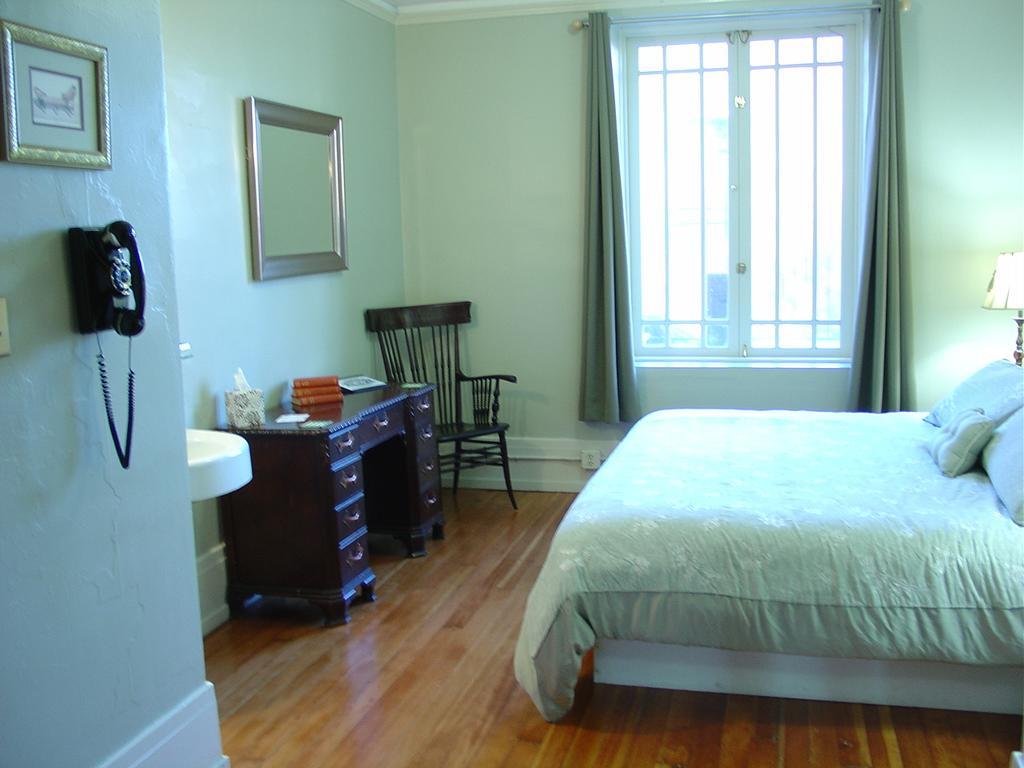 Centralia Square Grand Ballroom And Vintage Hotel 客房 照片